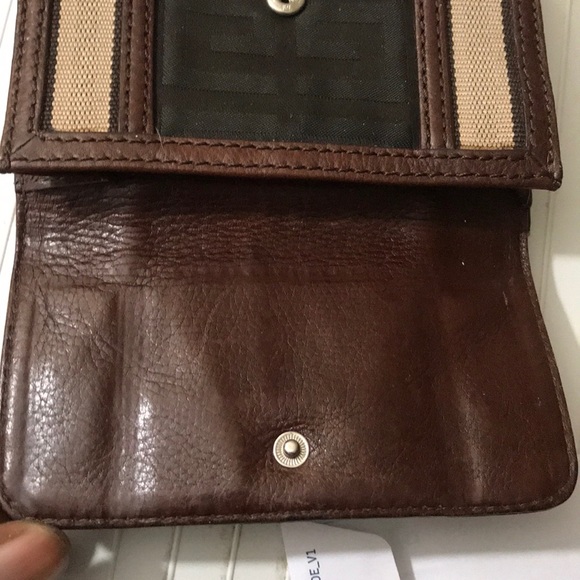 Givenchy. leather. Wallet - Picture 2 of 4